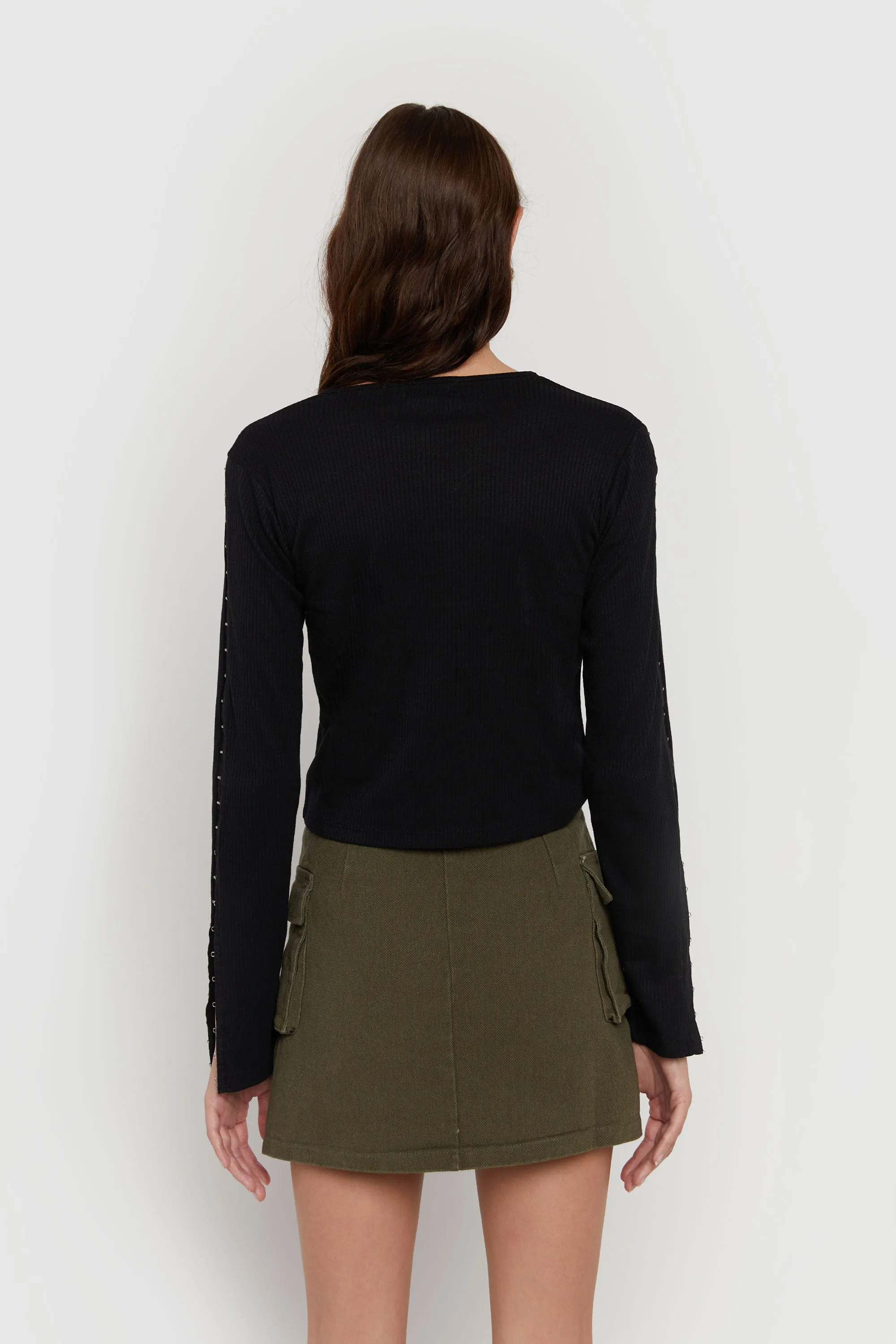 SIDE HOOK SLEEVE TOP